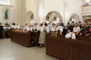 Suma Odpustowa - Msza św. Koncelebrowana w intencji Parafian i OSP Godów oraz Procesja Teoforyczna z Najświętszym Sakramentem 