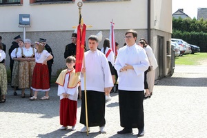 Suma Odpustowa - Msza św. Koncelebrowana w intencji Parafian i OSP Godów oraz Procesja Teoforyczna z Najświętszym Sakramentem 